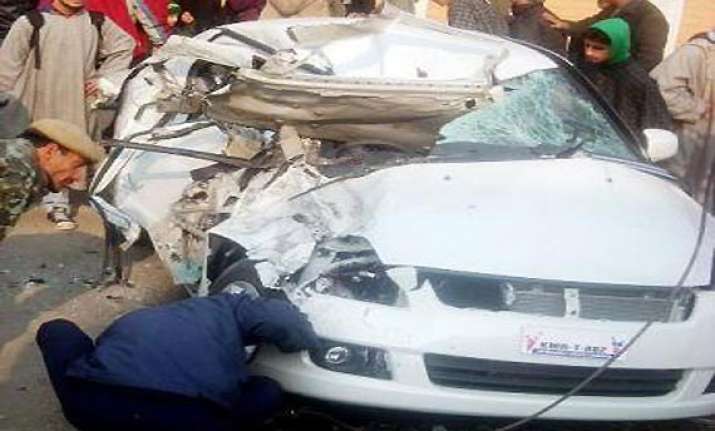 ias officer wife killed in ladakh road accident
