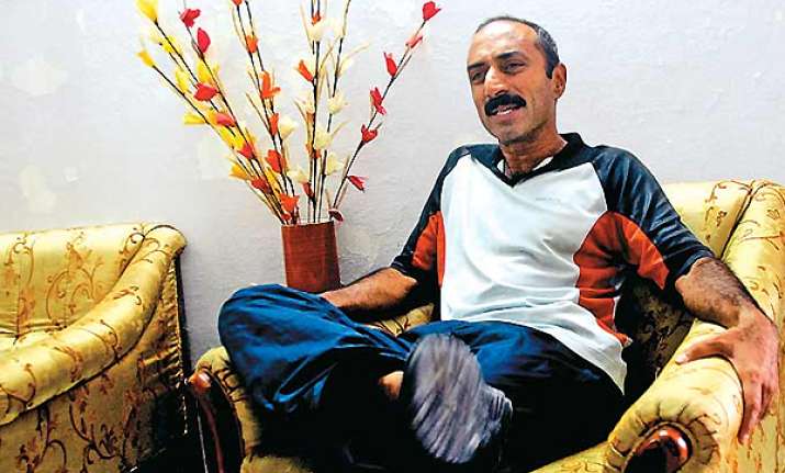 ips officer sanjiv bhatt accuses sit of bias