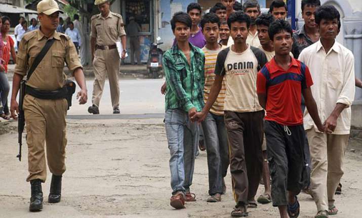 illegal bangladeshi migrants shouldn t get refugee status