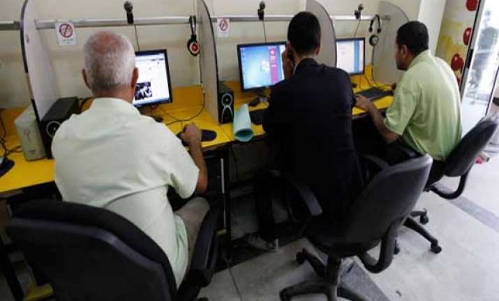 india s worldfloat challenges facebook with 50 million users