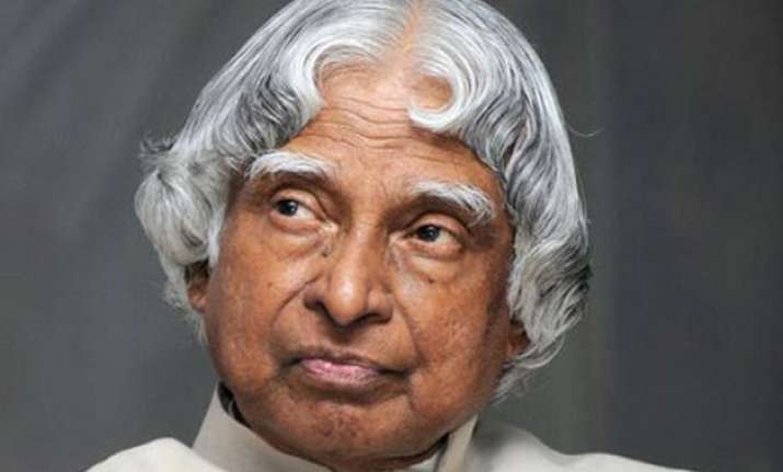 the girl behind who is kalam