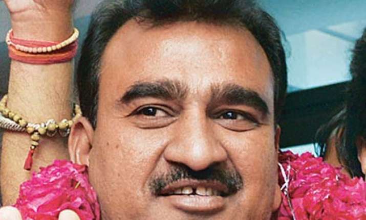 ndmc accuses aap govt of stepmotherly treatment