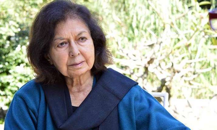 nehru s niece nayantara sahgal returns sahitya akademi award