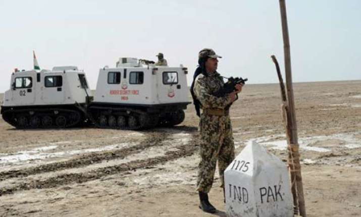pakistani national held at kutch border by bsf