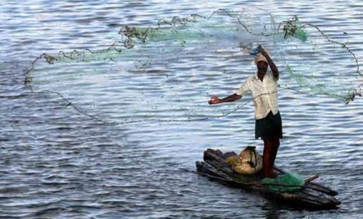 5 indian fishermen given death sentence by lankan court