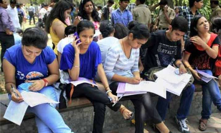 cbse bars students from wearing rings bracelets during test