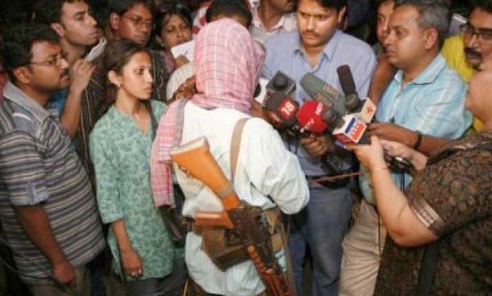 govt takes naxal offer with a pinch of salt