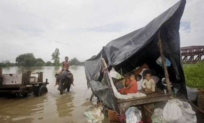 Image result for Yamuna in spate, more people shifted