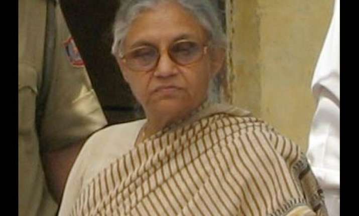 don t allow honour killings sheila tells delhi police