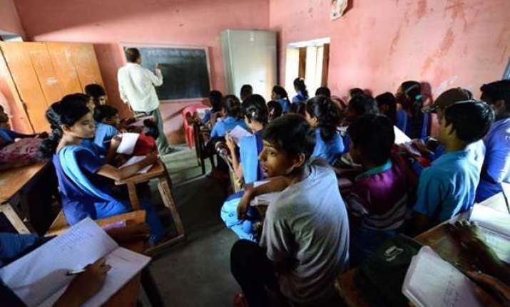 1 400 bihar teachers quit in fear of action over possession