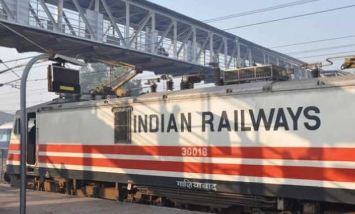 irctc launches pilot project on e catering service