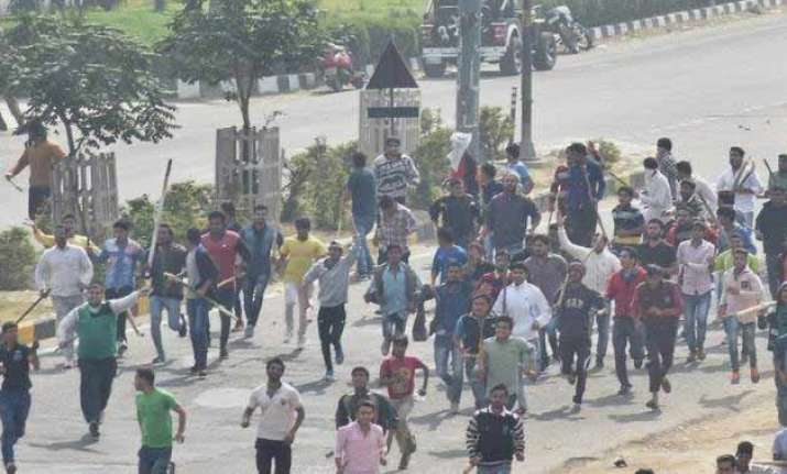 jat stir haryana govt asks insurance cos to settle claims
