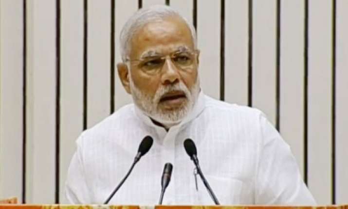 pm narendra modi shows deep involvement with labour