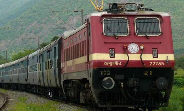 cbi suspects scam of over 4 000 crore in railways