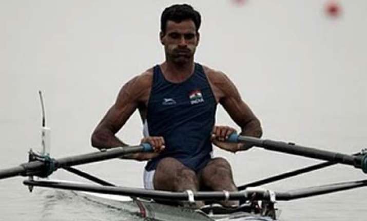 takhar creates history wins gold in men s sculls