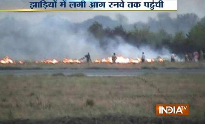 fire at gaya airport delays landing of two flights