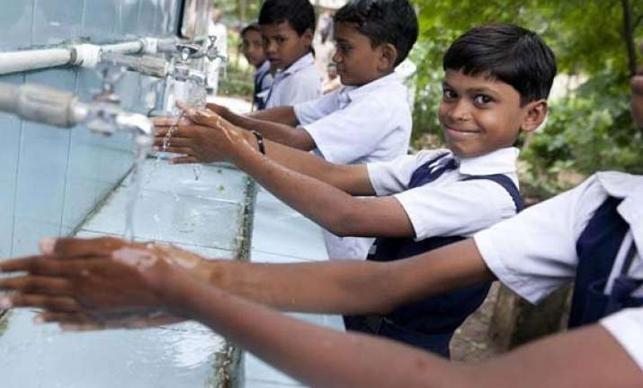 madhya pradesh school kids eye world record by washing