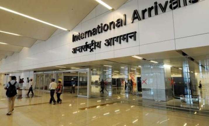 cisf man shoots himself dead