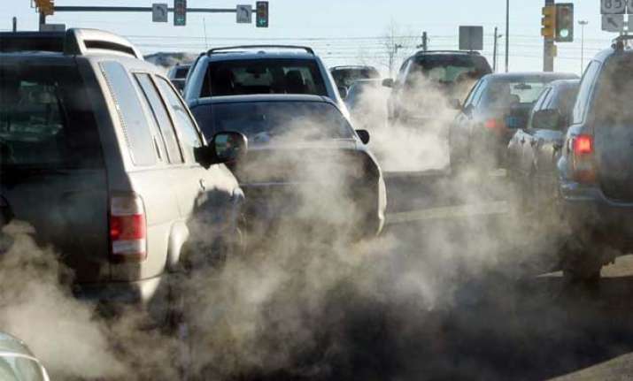 delhi hc sends notice to govt and agencies over air