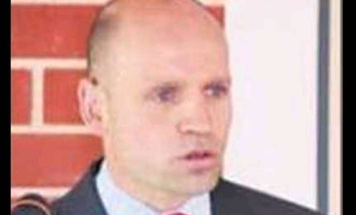 aus minister gets dose of indian security frisked at cwg