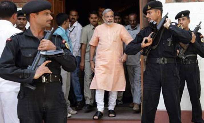 congress has given my supari to cbi says modi
