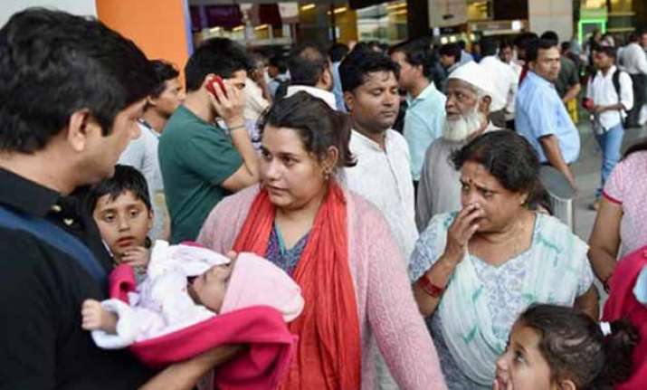 quake delhi government activates disaster management teams