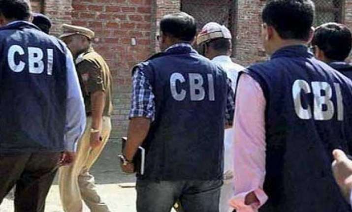 cbi arrests delhi deputy commissioner of industries for