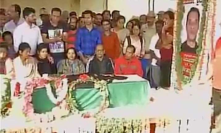 mortal remains of lt colonel niranjan brought to bengaluru