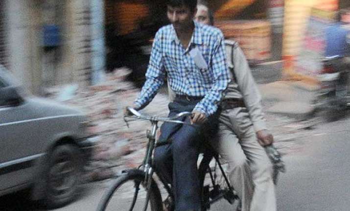 facing threats vyapam whistleblower seeks adequate security