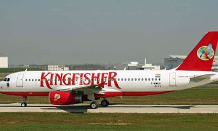 plane to delhi diverted jk minister others get off in jaipur