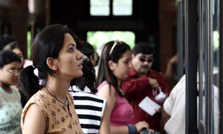delhi university admissions to begin tomorrow