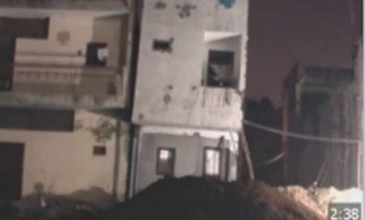 five storeyed delhi building suddenly leans residents