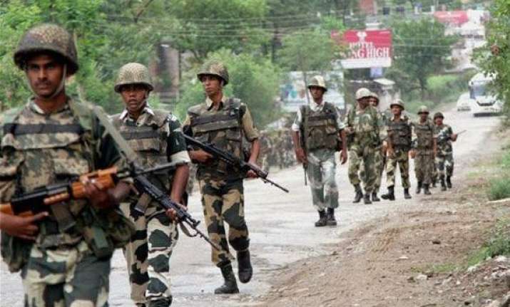 six injured in pakistan firing in jammu and kashmir