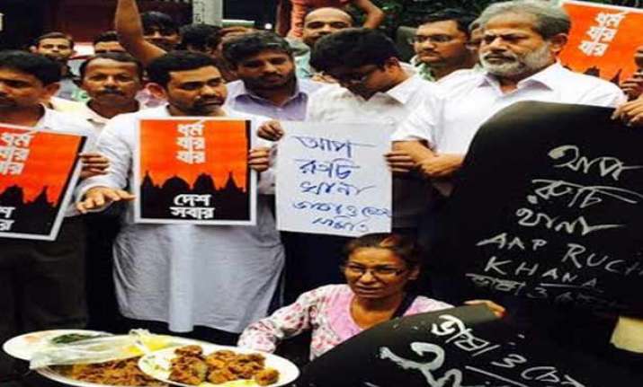 beef party on kolkata street to protest rising intolerance