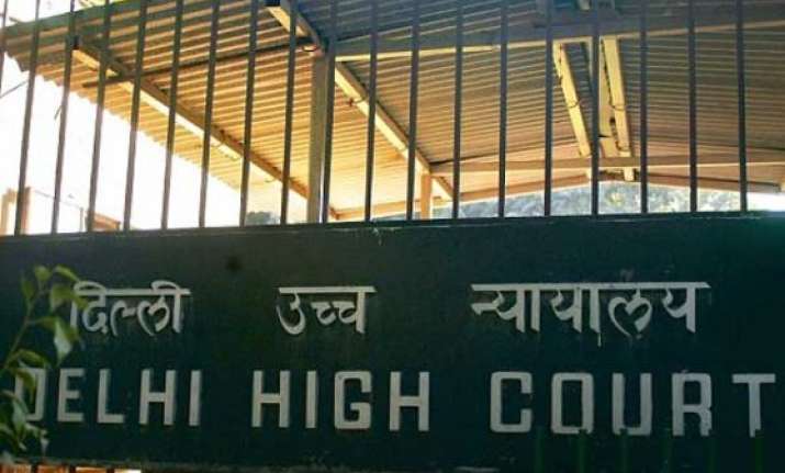 delhi hc seeks test report on polluted water in lake