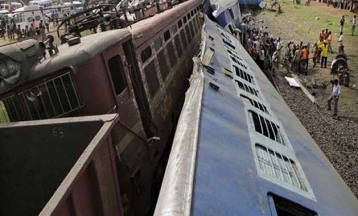 derailment kills one in bengal disrupts train movement