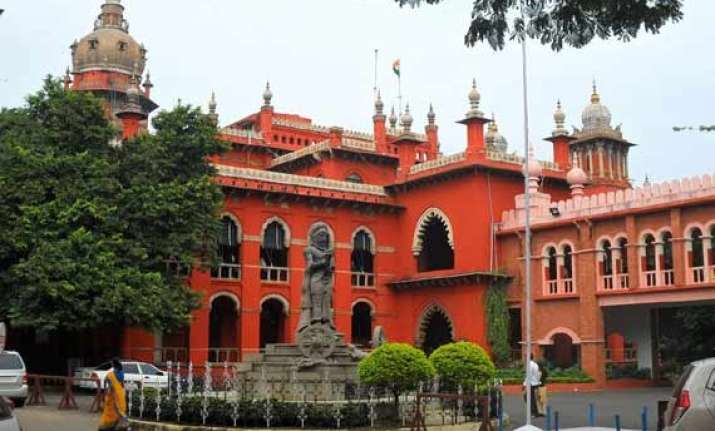 closure of college buildings hc orders status quo