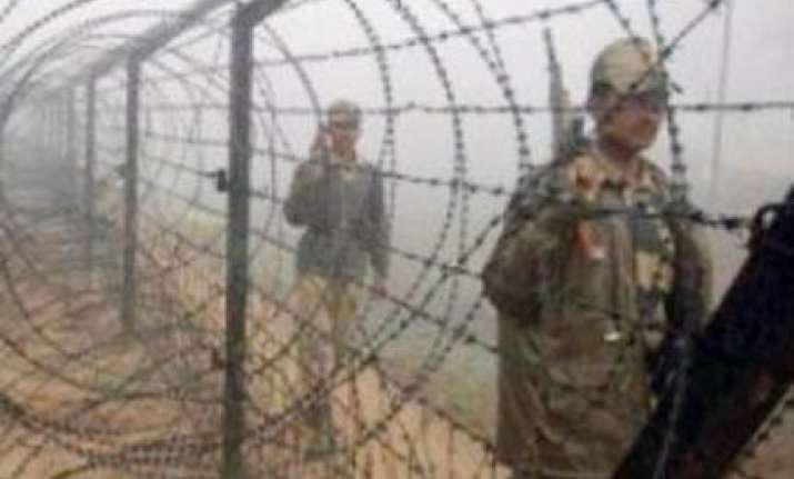 pak troops fire at indian forward posts violate ceasefire
