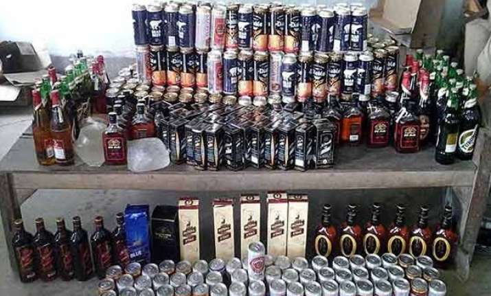 over 5000 liquor bottles seized ahead of delhi polls
