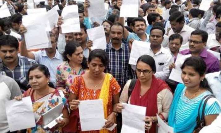 karnataka doctors withdraw resignations end strike
