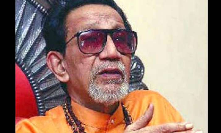bal thackeray opposes women s reservation bill