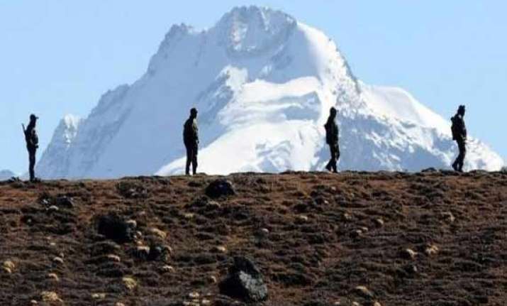 chinese army entered indian waters at pangong lake