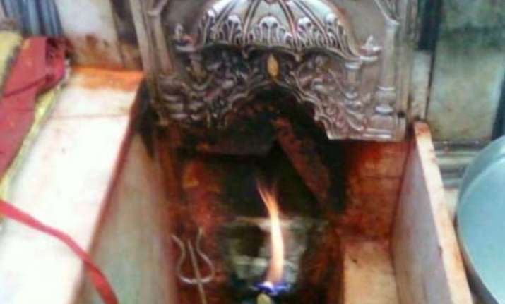 durga temple where holy flame is burning for last 101 years