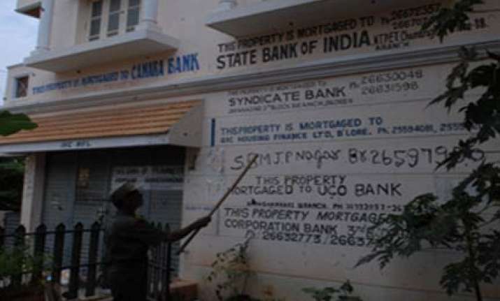 bunty aur babli couple vanishes after taking 8 home loans