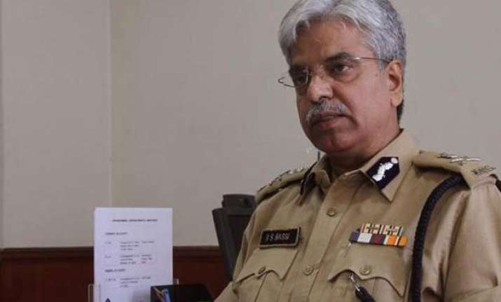 plea in hc against bs bassi for influencing jnu case probe