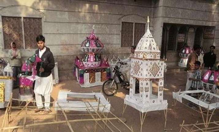muslims in varanasi will not immerse tazia in ganga river