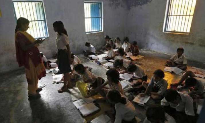 fake degree racket 1 400 primary teachers resign in bihar