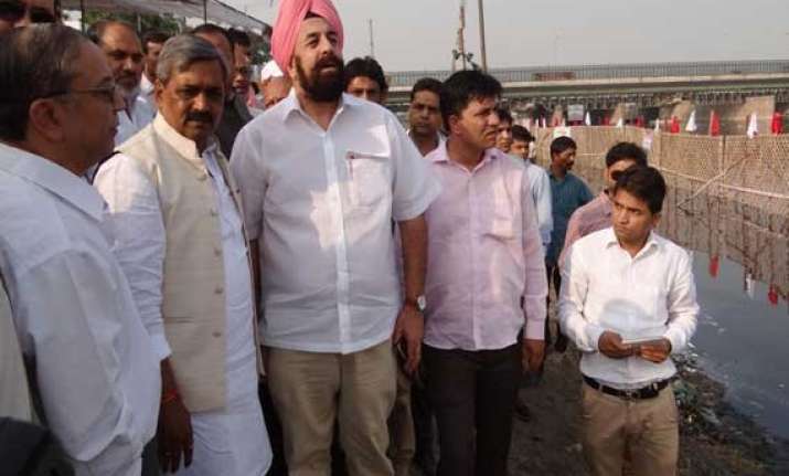 chhath declared public holiday in delhi