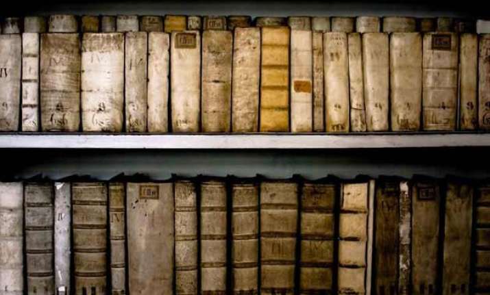 india-is-likely-to-lose-out-an-exquisite-collection-of-rare-books-india