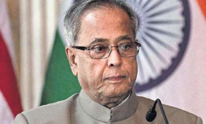 cyclone hudhud president condoles loss of lives in andhra